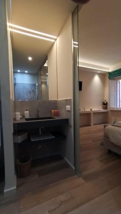 La Romantica Camere E Wellness Senigallia Exterior foto