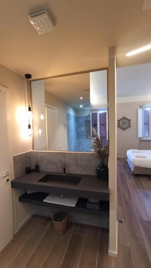 La Romantica Camere E Wellness Senigallia Exterior foto