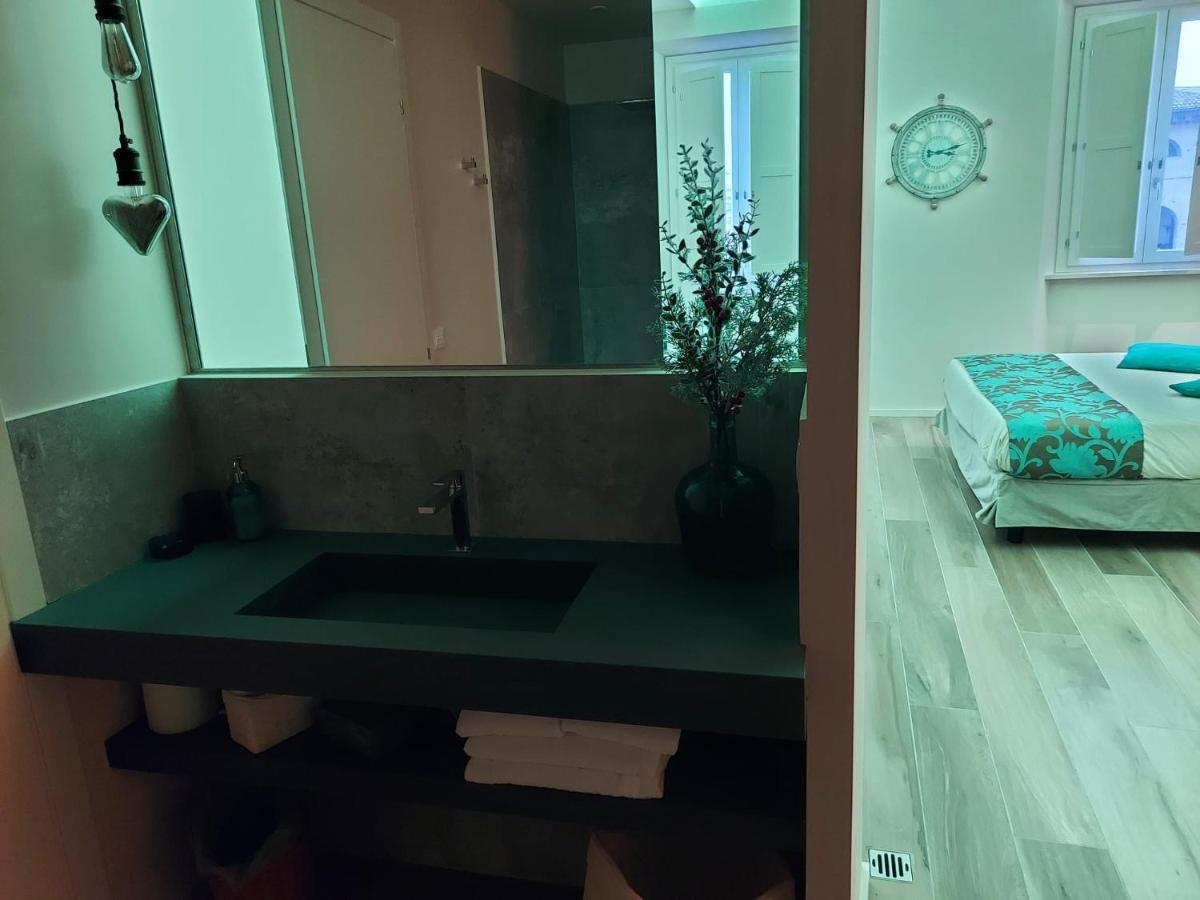 La Romantica Camere E Wellness Senigallia Exterior foto