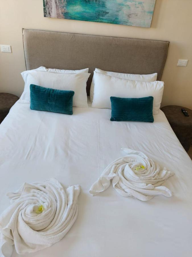 La Romantica Camere E Wellness Senigallia Exterior foto